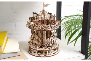 Mechanical model «Carousel»