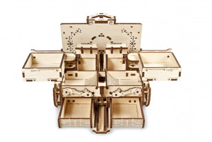Mechanical model kit «The Amber Box»