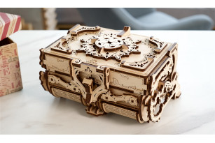 Mechanical model kit «Antique Box»