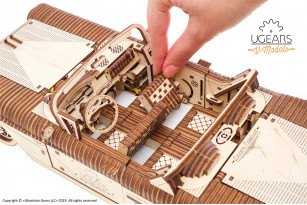 Dream Cabriolet VM-05 mechanical model kit