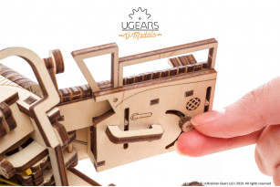 Dream Cabriolet VM-05 mechanical model kit