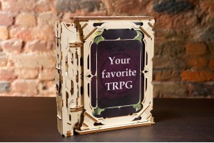Master’s Screen mechanical wooden device for tabletop games