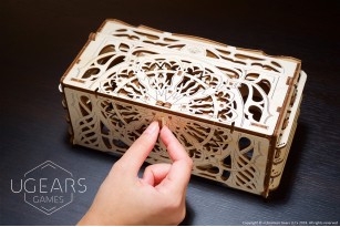 Card Holder mechanical wooden device for tabletop games