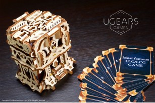 Deck Box: device kit for card games