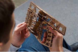 Flight Starter mechanical model kit