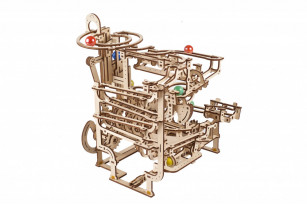 Marble Run Tiered Hoist model kit