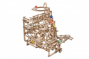 Marble Run Tiered Hoist model kit