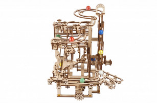 Marble Run Tiered Hoist model kit