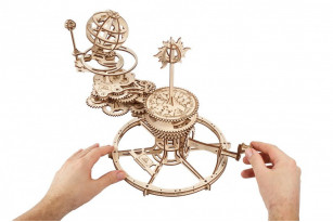 Mechanical Tellurion model kit