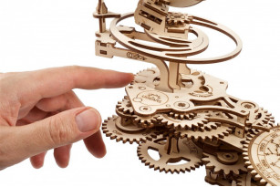 Mechanical Tellurion model kit