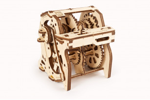 «Gearbox» educational mechanical model kit